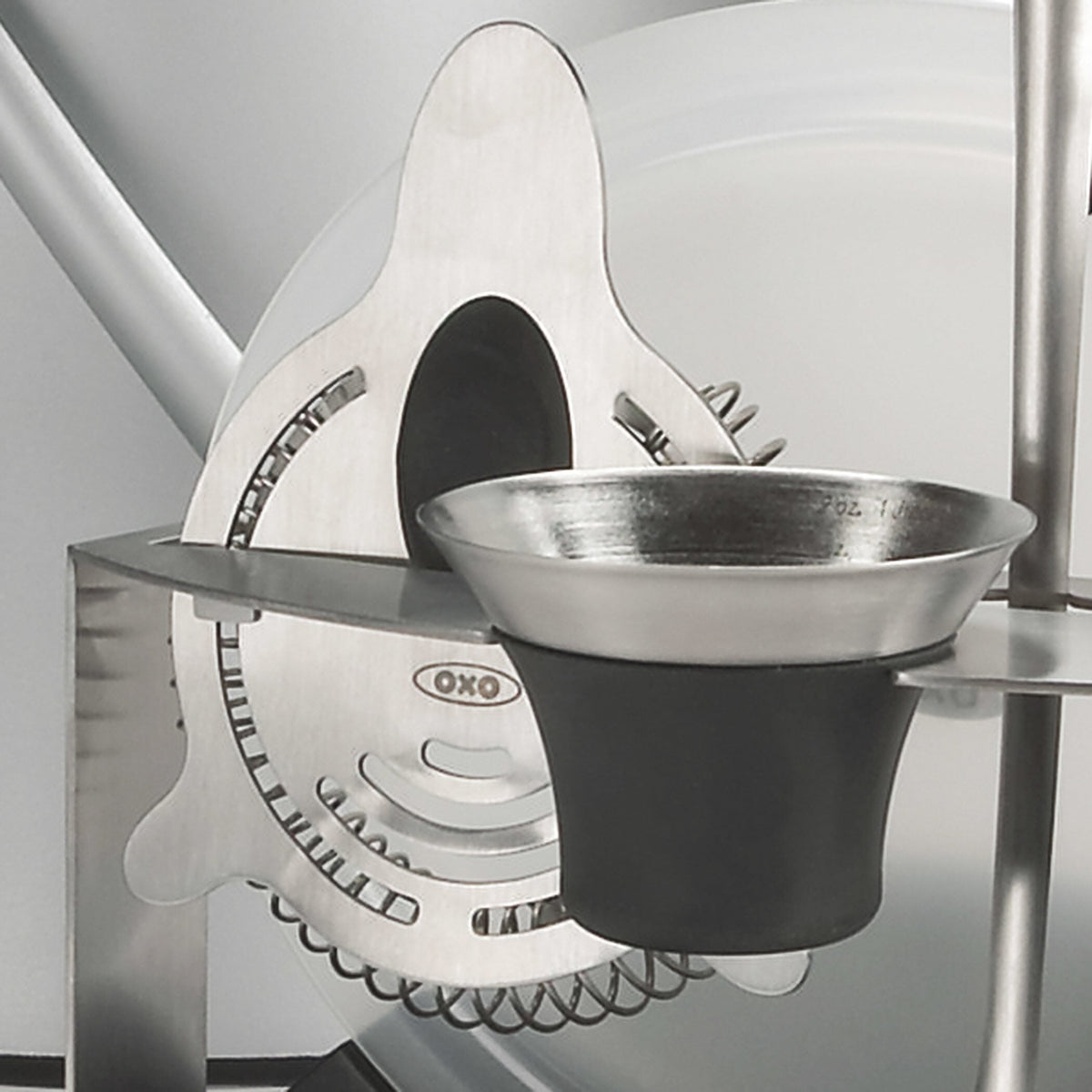 steel-cocktail-strainer-o5 1058016_5_steel_cocktail_strainer.jpg