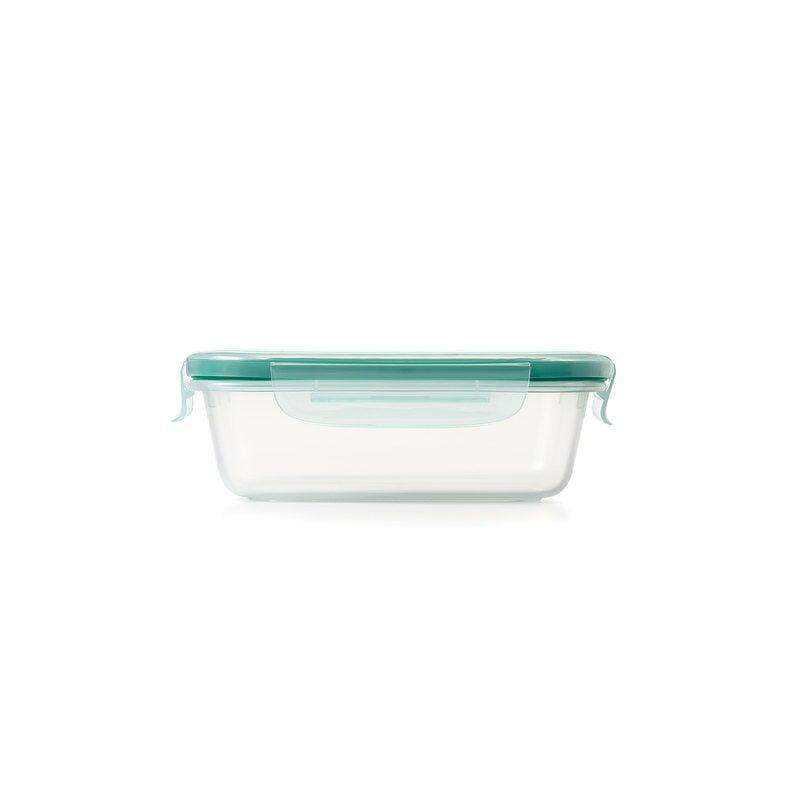oxo-good-grips-3-cup-smart-seal-plastic-container-e9 11175300snap3cup1.jpg
