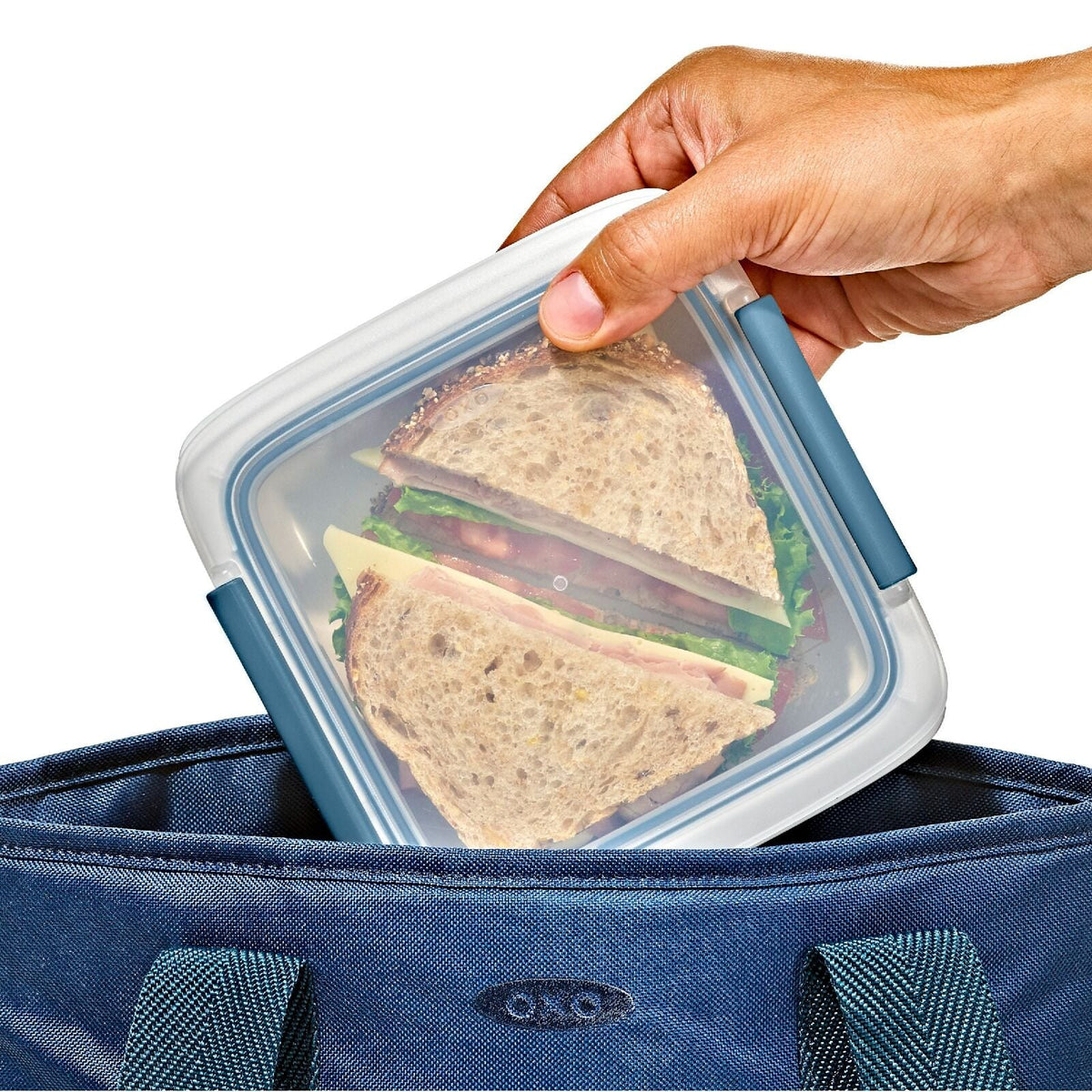 prep-and-go-slim-container-with-removable-divider-1-8-cups-0-4-l-t9 oxo_prep-go-slim-container_pdp_08.jpeg