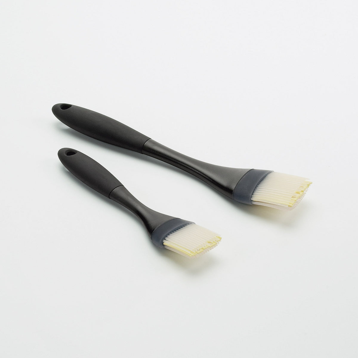 silicone-basting-brush-t0 1071061_3_oxogoodgrips_siliconebastingbrush.jpg