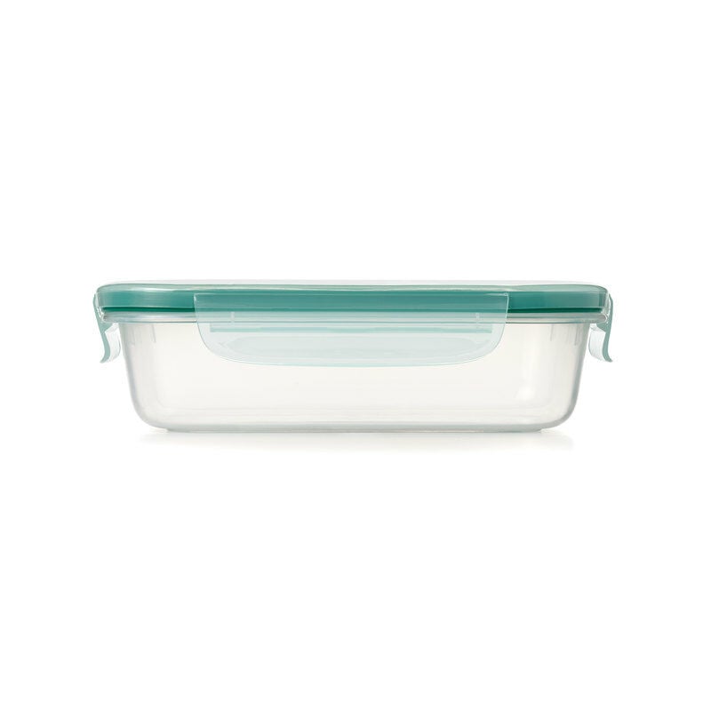 oxo-good-grips-5-1-cup-smart-seal-plastic-container-l5 11175100snap5point1cup.jpg