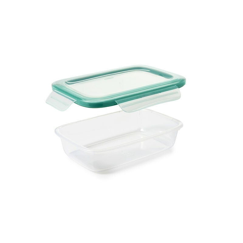 oxo-good-grips-5-1-cup-smart-seal-plastic-container-l5 11175100snap5point1cup1.jpg
