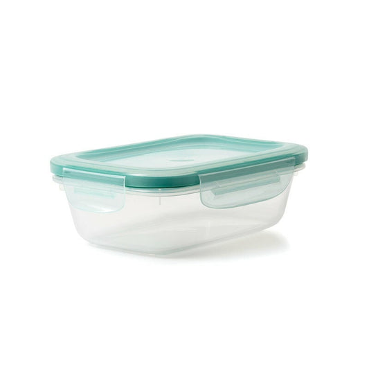 oxo-good-grips-3-cup-smart-seal-plastic-container-e9 11175300snap3cup.jpg