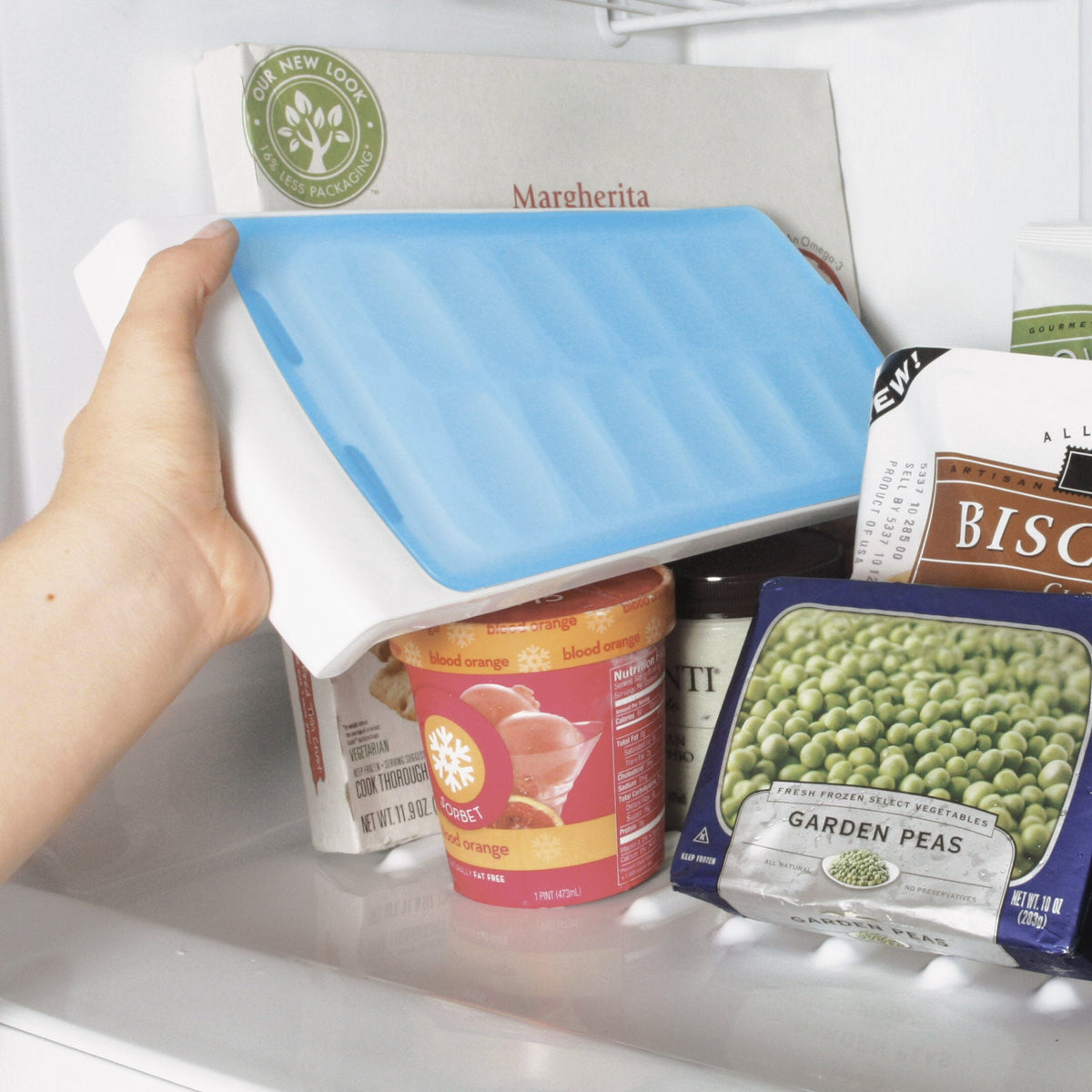 no-spill-ice-cube-tray-x5 1132080_4_no-spill_ice_cube_tray.jpg