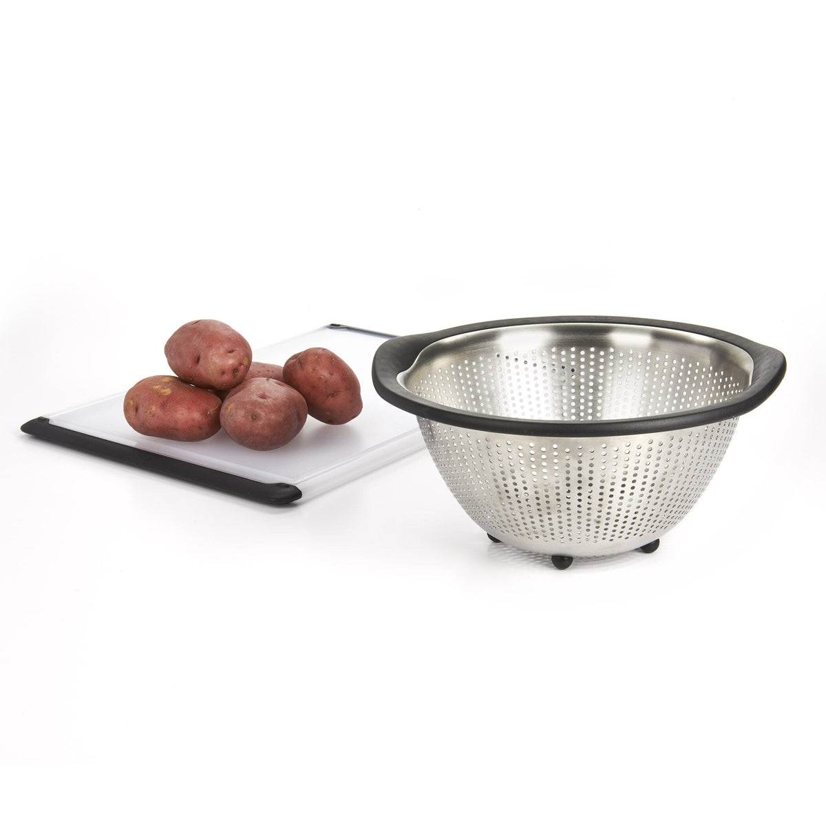 5-quart-stainless-steel-colander-l7 1134700_4_oxogoodgrips_5qtstainlesssteelcolander.jpg