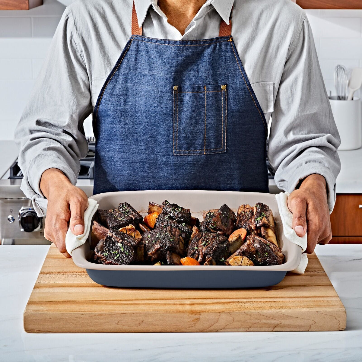 2-qt-square-stoneware-baking-dish-i5 11428700_32.jpg
