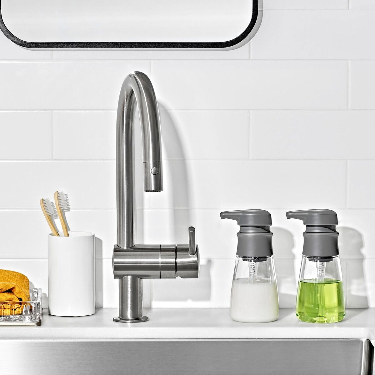 hand-soap-dispenser-10-oz-f9 13398100_11.jpg