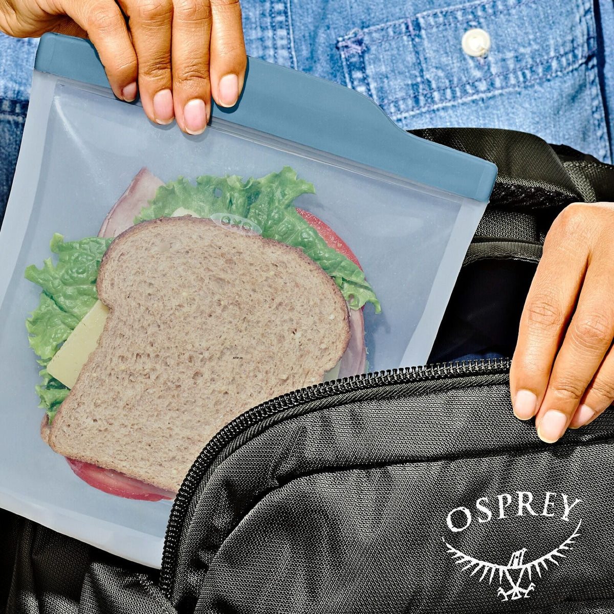 silicone-reusable-bag-sandwich-28-oz-ocean-blue-q9 9114700_26.jpg