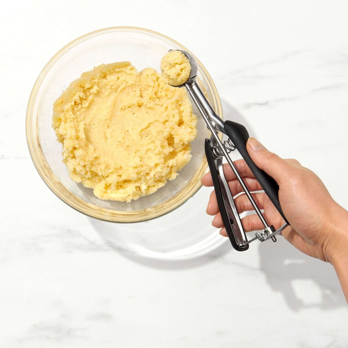 small-cookie-scoop-t8 gg_1044083_4_1_.jpg