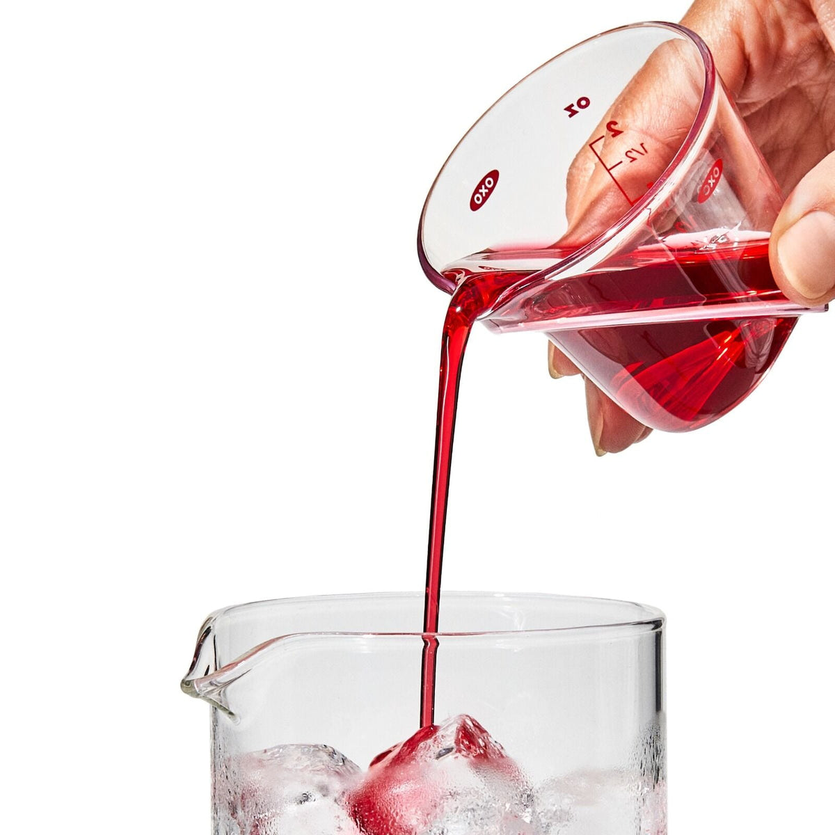 mini-angled-measuring-cup-e2 gg_1102640_miniangledmeasuringcup_pdp_02_1_.jpg