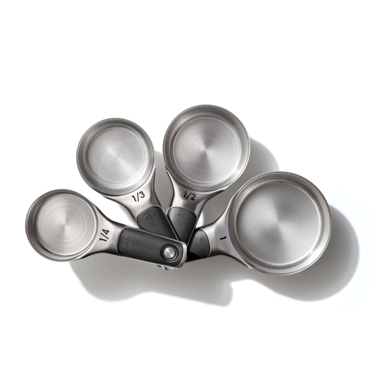 stainless-steel-measuring-cups-l9 gg_11132000_2c_1_.jpg