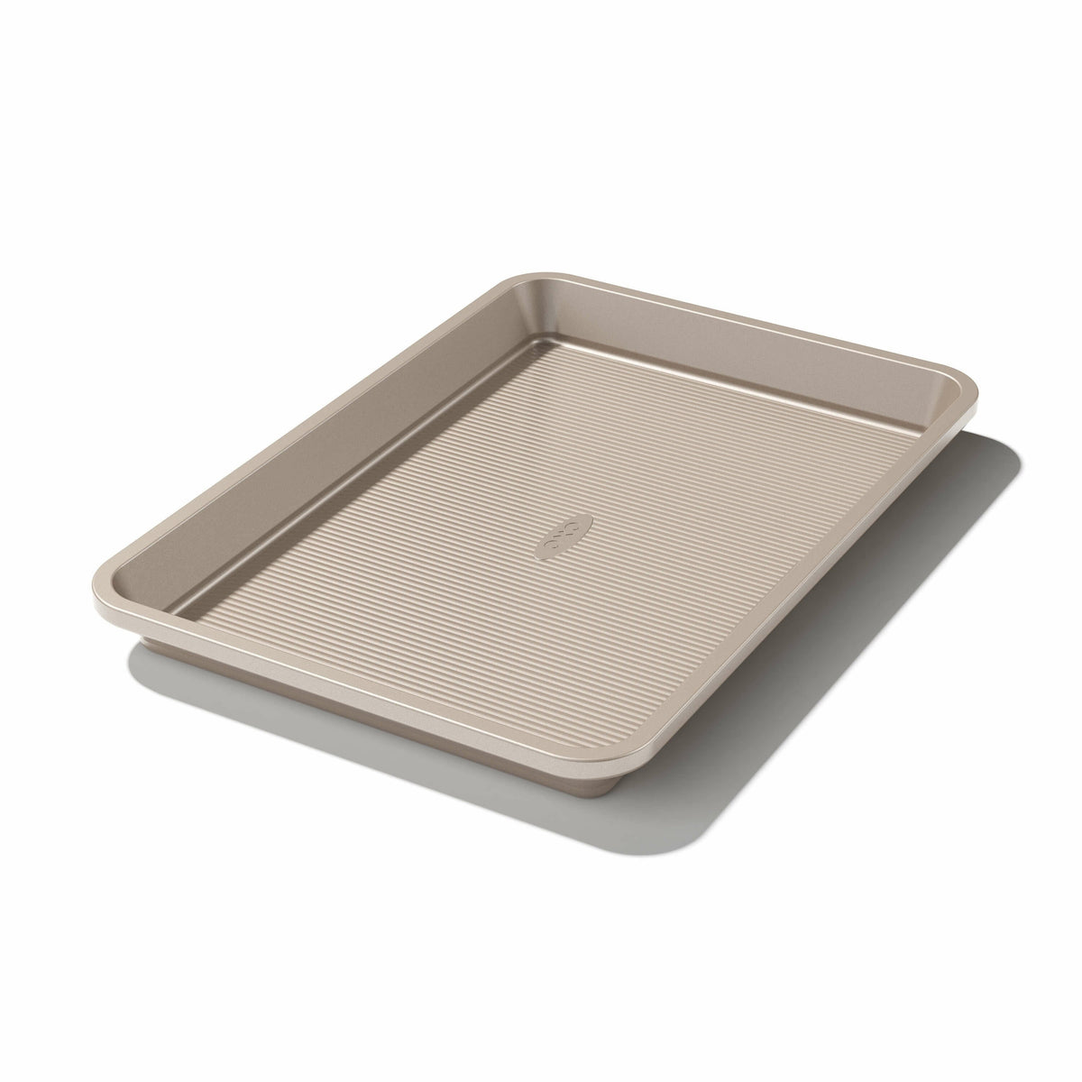non-stick-pro-quarter-sheet-jelly-roll-pan-9-x-13-v4 gg_11165000v1_201216_01_1_.jpg