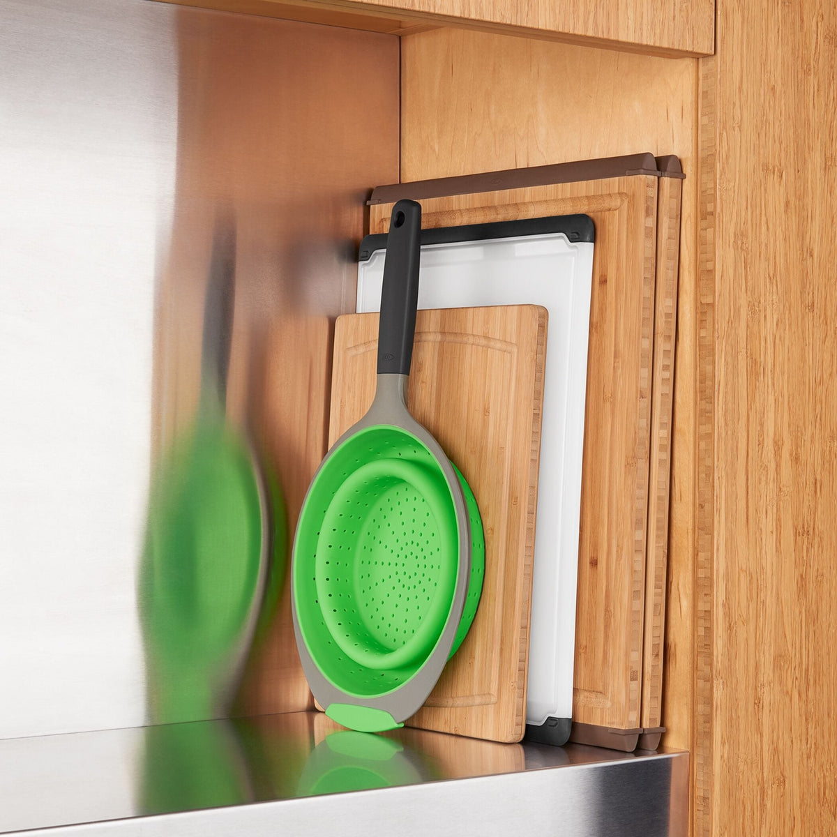 silicone-collapsible-strainer-2-0-qt-p0 gg_11208300_9.jpg
