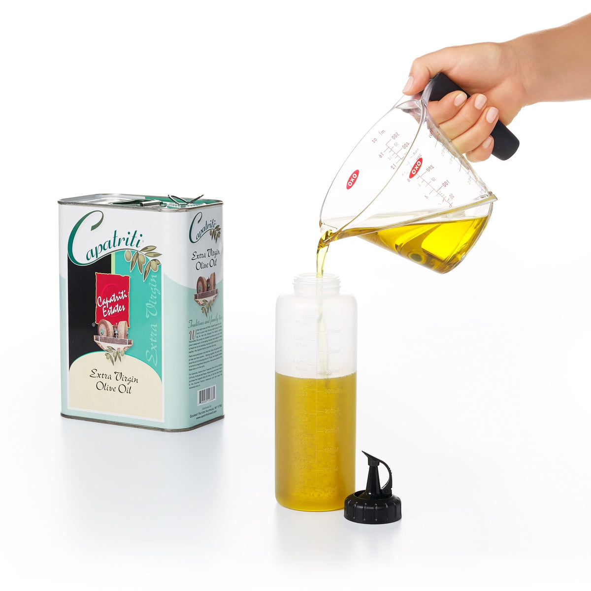 oxo-chef-s-squeeze-bottles-12-ounces-z0 gg_11219300_4.jpg