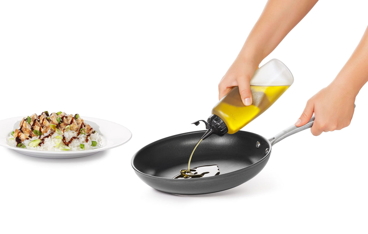 oxo-chef-s-squeeze-bottles-16-ounces-f1 gg_11219400_4_-v2.jpg