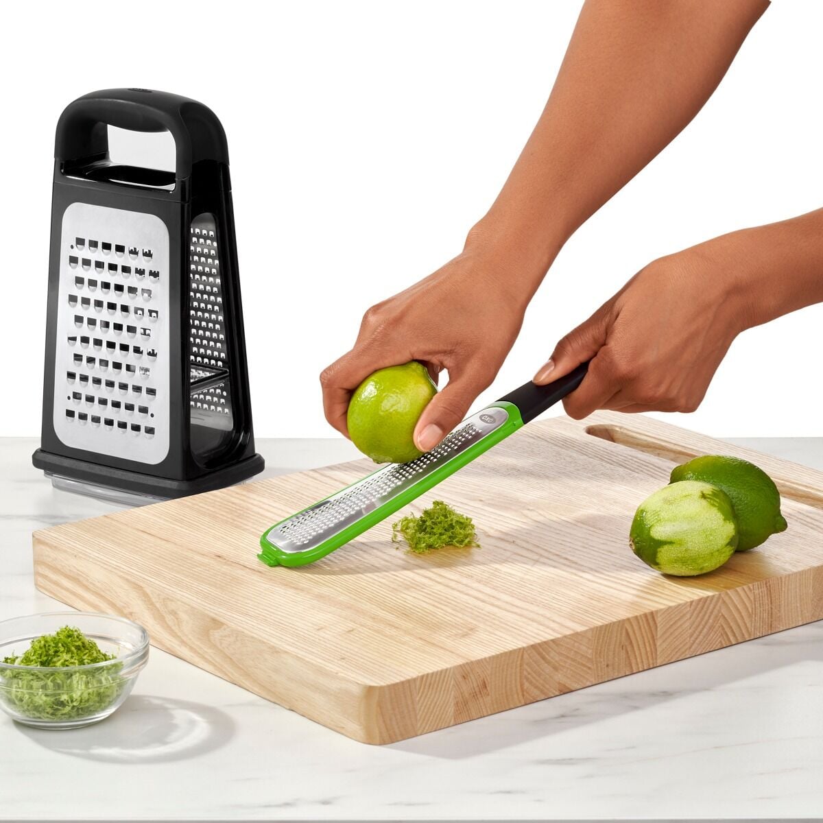etched-box-grater-with-removable-zester-s0 gg_11231700_4a.jpg