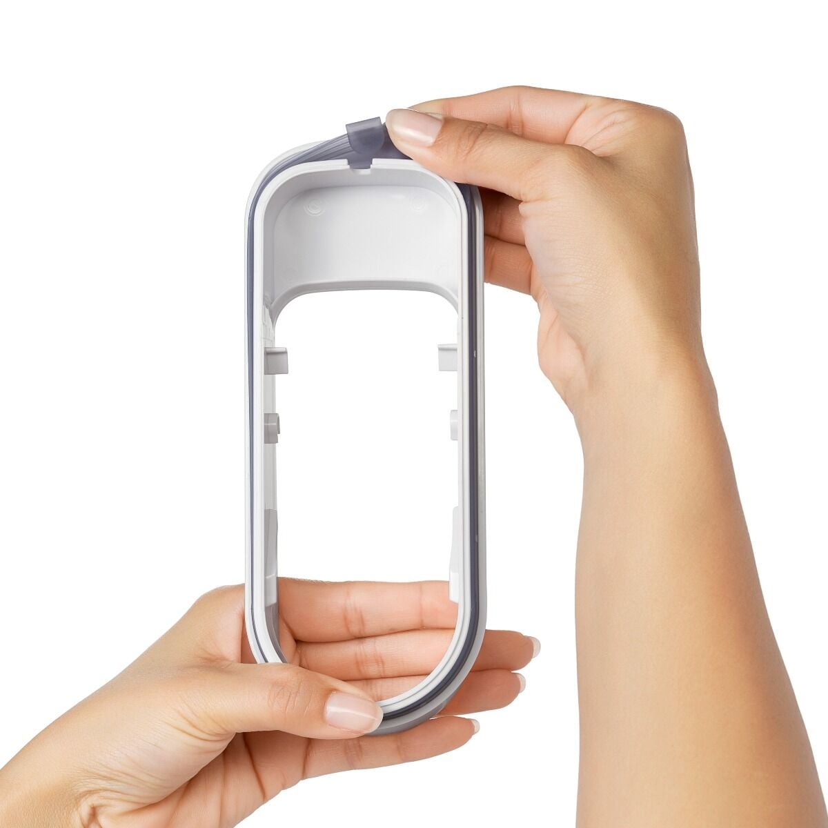 oxo-good-grips-all-purpose-dispenser-1-2-qt-i3 gg_11247400_4c.jpg