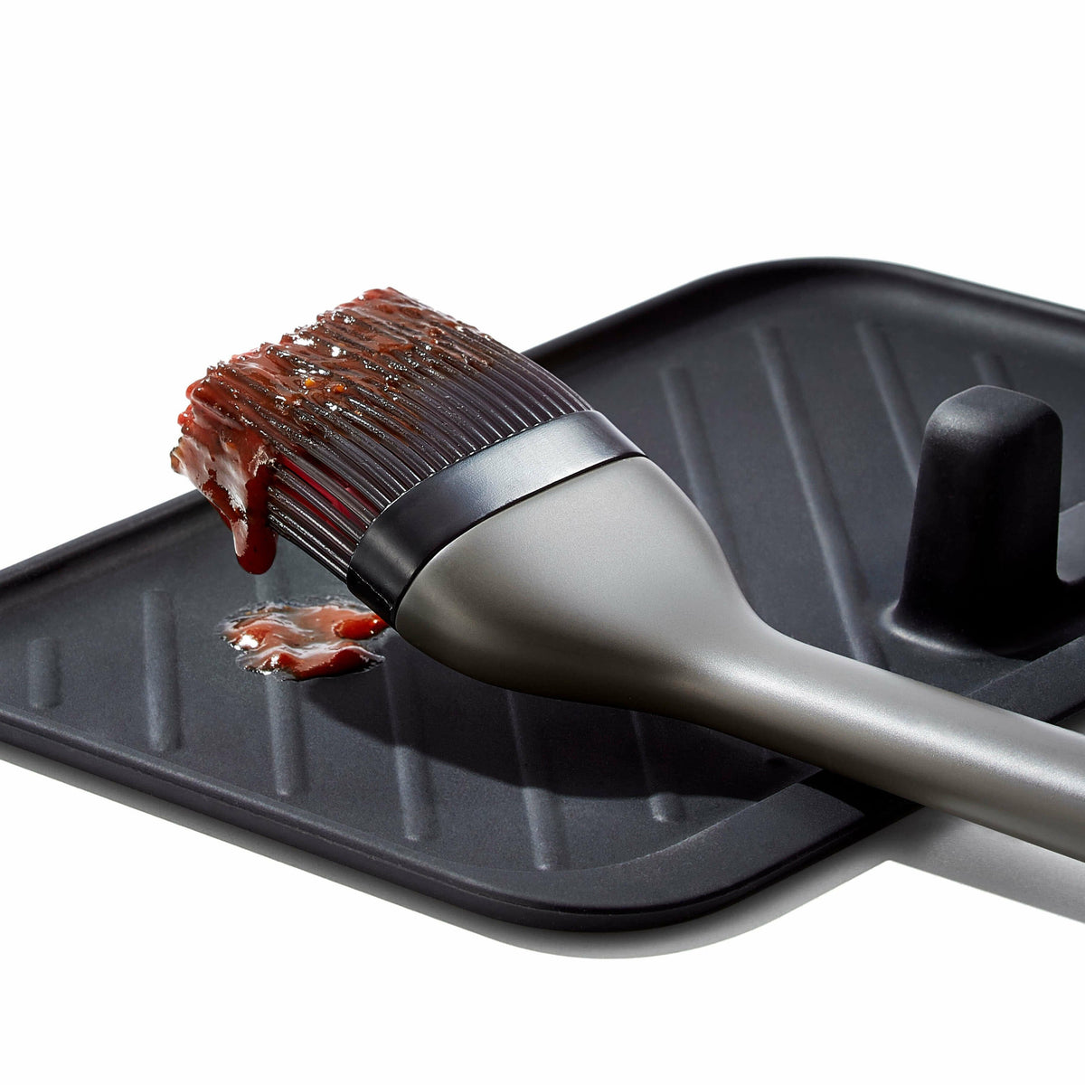 grilling-basting-brush-k1 gg_11309300_050620_4_rgb_1_.jpg