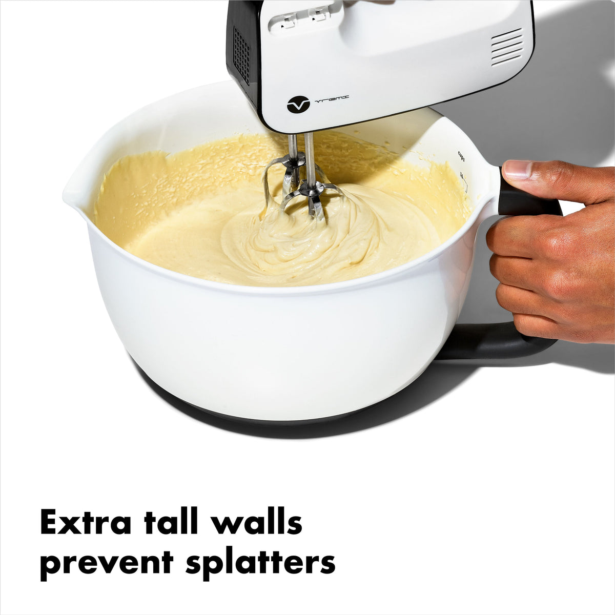 oxo-good-grips-4-qt-4-l-batter-bowl-with-lid-t5 gg_11325000_8.jpg