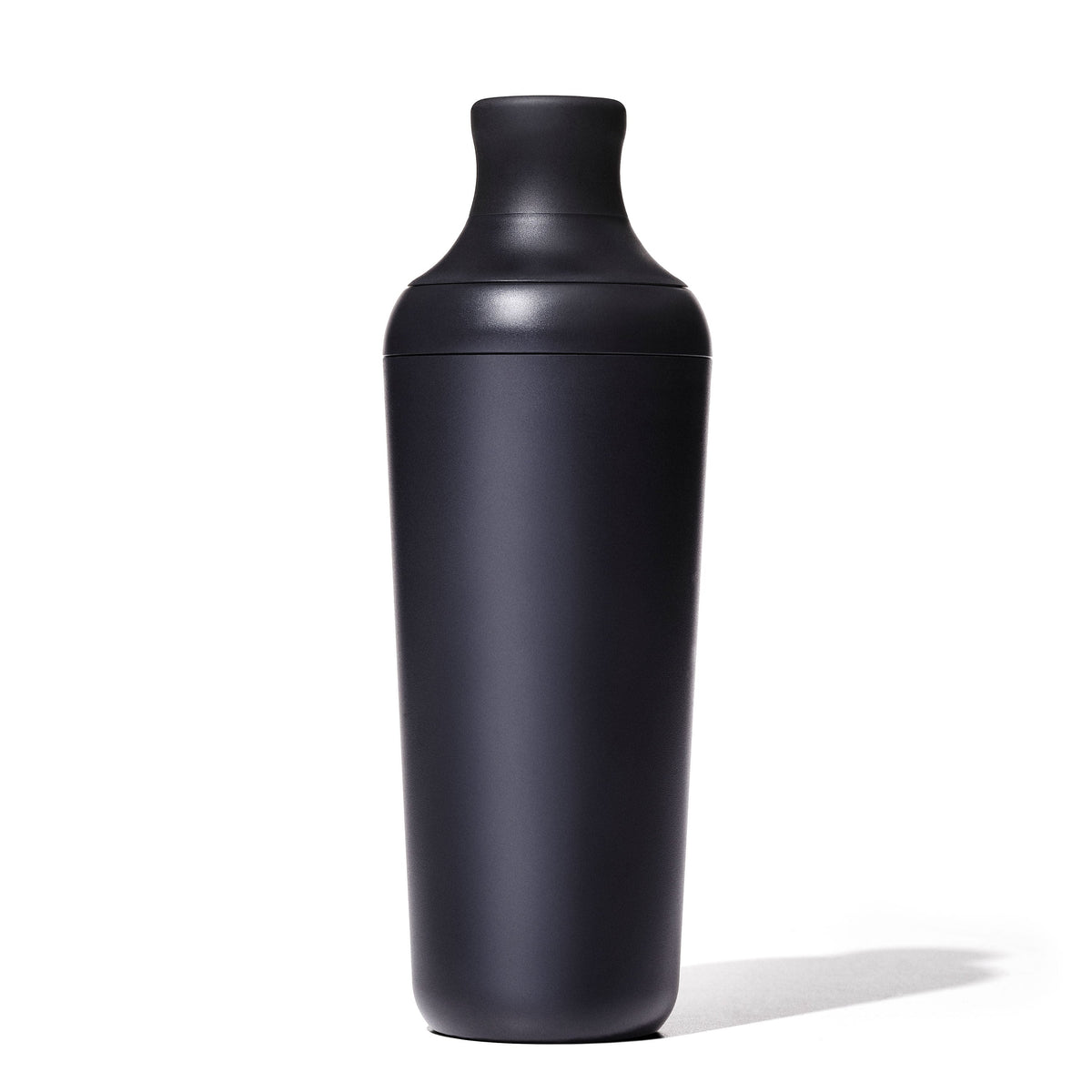 oxo-good-grips-plastic-cocktail-shaker-20-oz-590-ml-capacity-e3 gg_11327200_012221_06_rgb.jpg