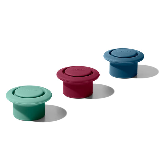 oxo-good-grips-silicone-wine-stoppers-p9 gg_11327400_121720_05_rgb.jpg
