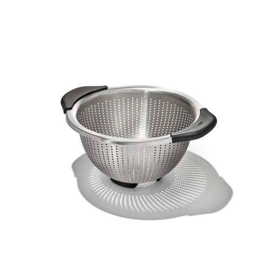 stainless-steel-3-qt-2-8l-colander-i2 gg_11330800_stainlesssteelcolander3qt_02_rgb.jpg