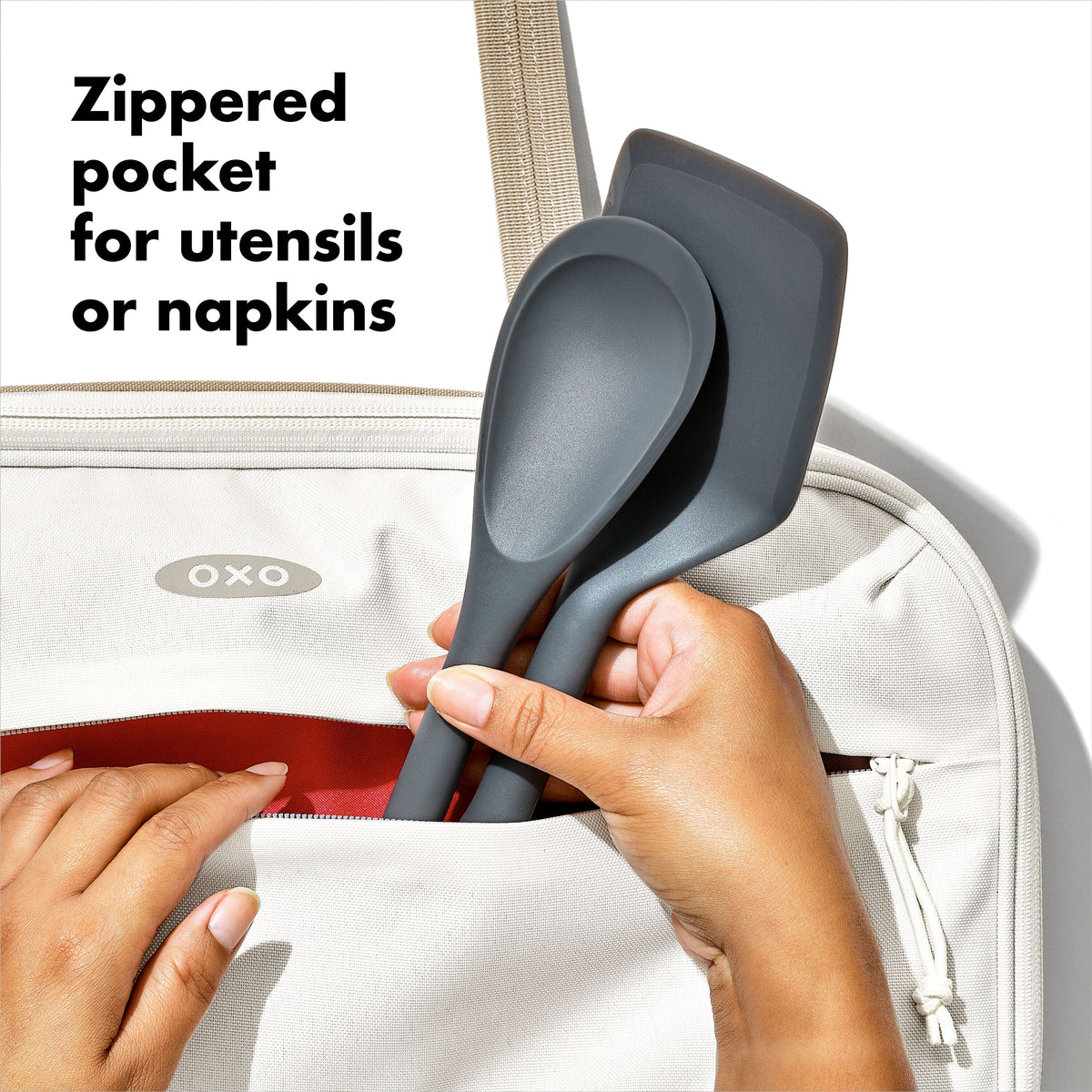 oxo-good-grips-insulated-bakeware-carrier-h3 gg_11340000_8b.jpg