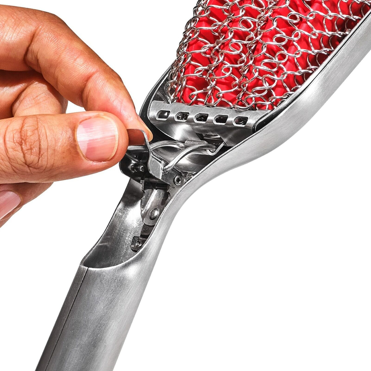coiled-grill-brush-with-replaceable-head-s4 gg_11356300_coiledgrillbrush_pdp_02.jpg