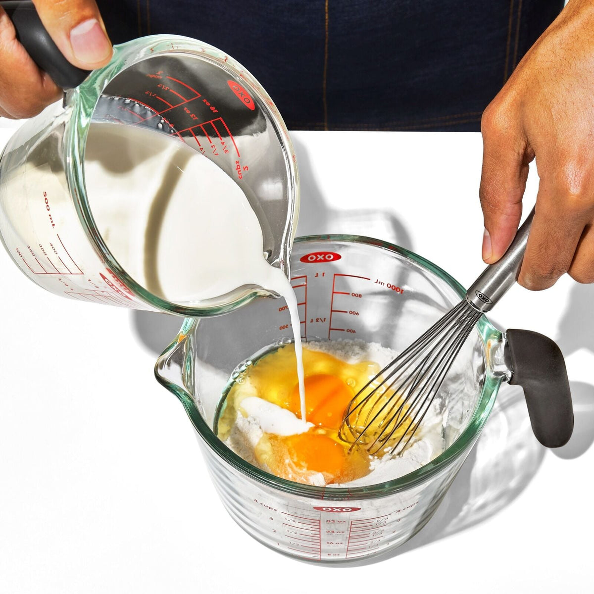 4-cup-glass-measuring-cup-r0 gg_11382000_4cupglassmeasuringcup_pdp_02.jpg