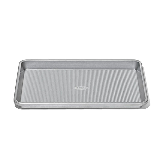 non-stick-pro-clear-coated-jelly-roll-pan-h1 gg_11435000_jelly-roll-pan_apdp_00_main.jpeg
