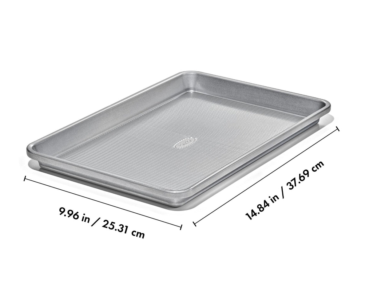 non-stick-pro-clear-coated-jelly-roll-pan-h1 gg_11435000_jelly-roll-pan_apdp_01_dim.jpeg