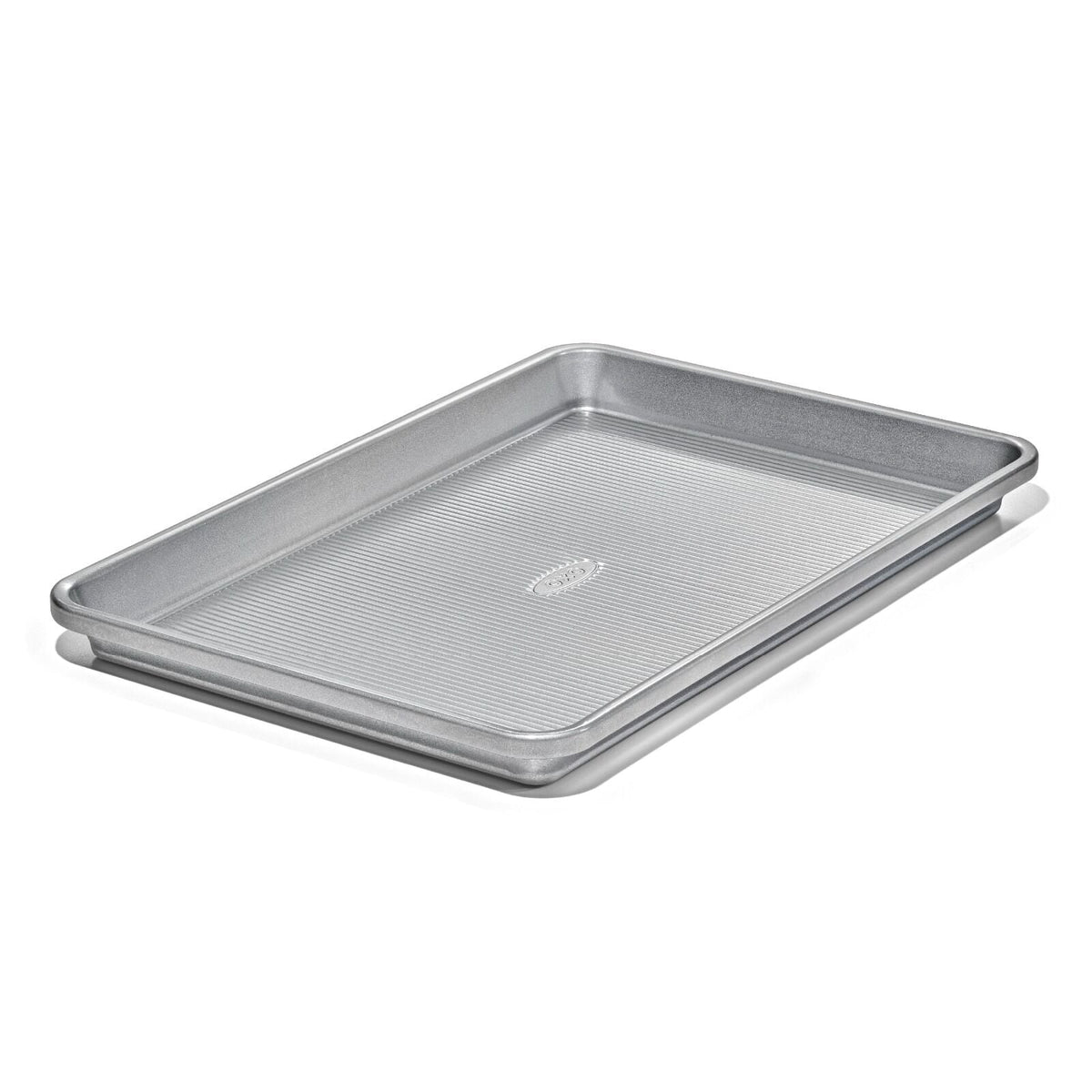 non-stick-pro-clear-coated-jelly-roll-pan-h1 gg_11435000_jelly-roll-pan_pdp_04_1.jpeg