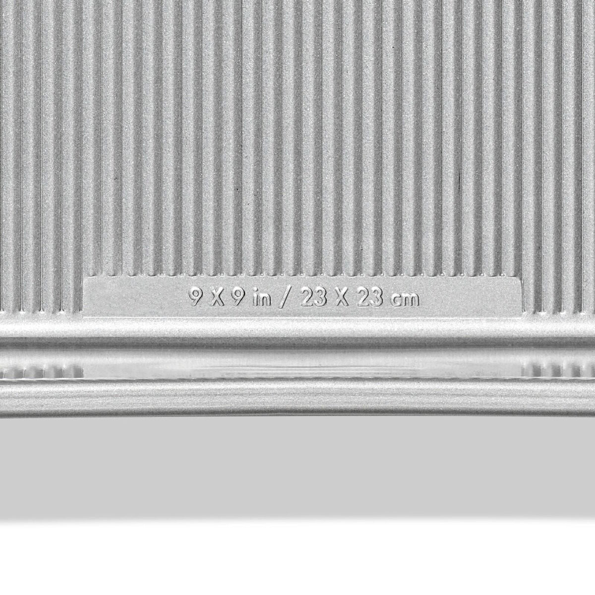 nonstick-pro-clear-coated-9in-square-cake-pan-w5 gg_11435200_9in-square-cake-pan_pdp_06.jpeg