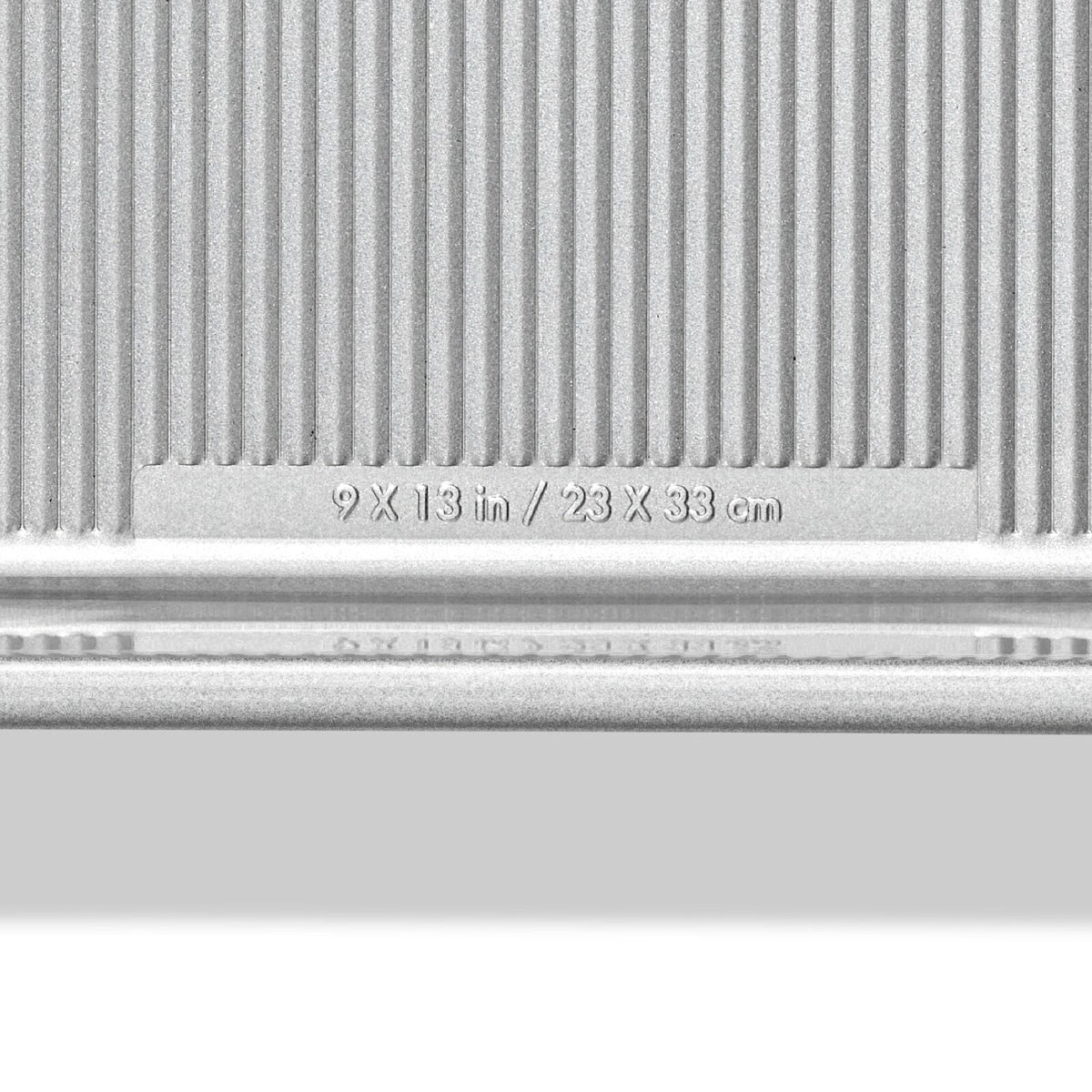 non-stick-pro-clear-coated-9inx13in-cake-pan-w8 gg_11435500_9x13-cake-pan_pdp_06.jpeg