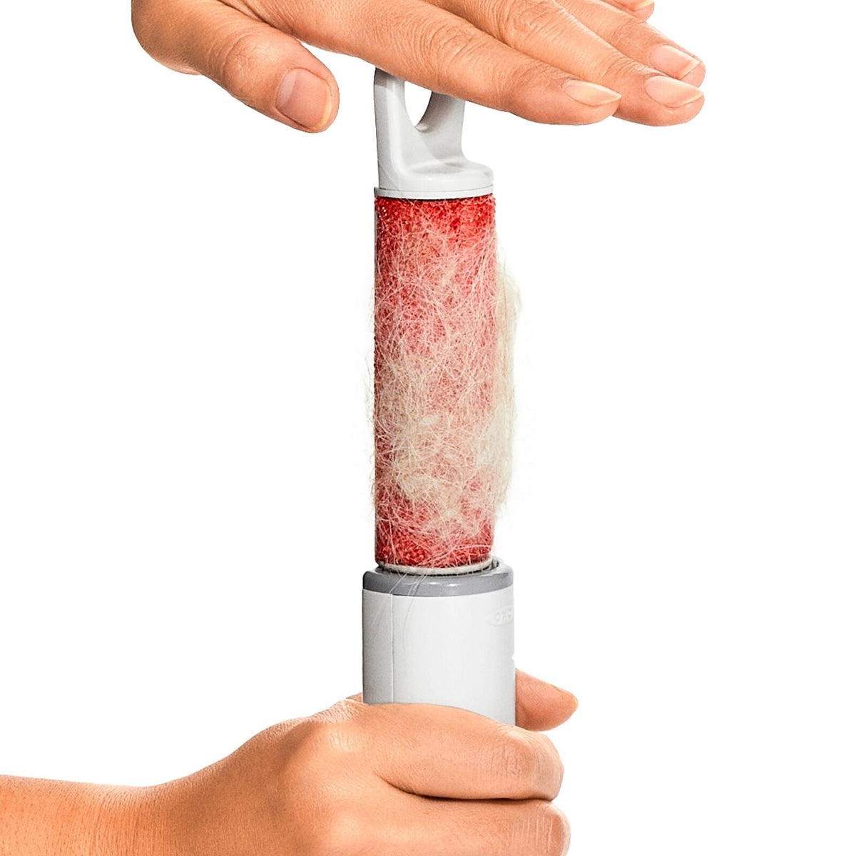 reusable-lint-roller-y8 gg_12331200_otglintbrush_pdp_03_1_.jpg