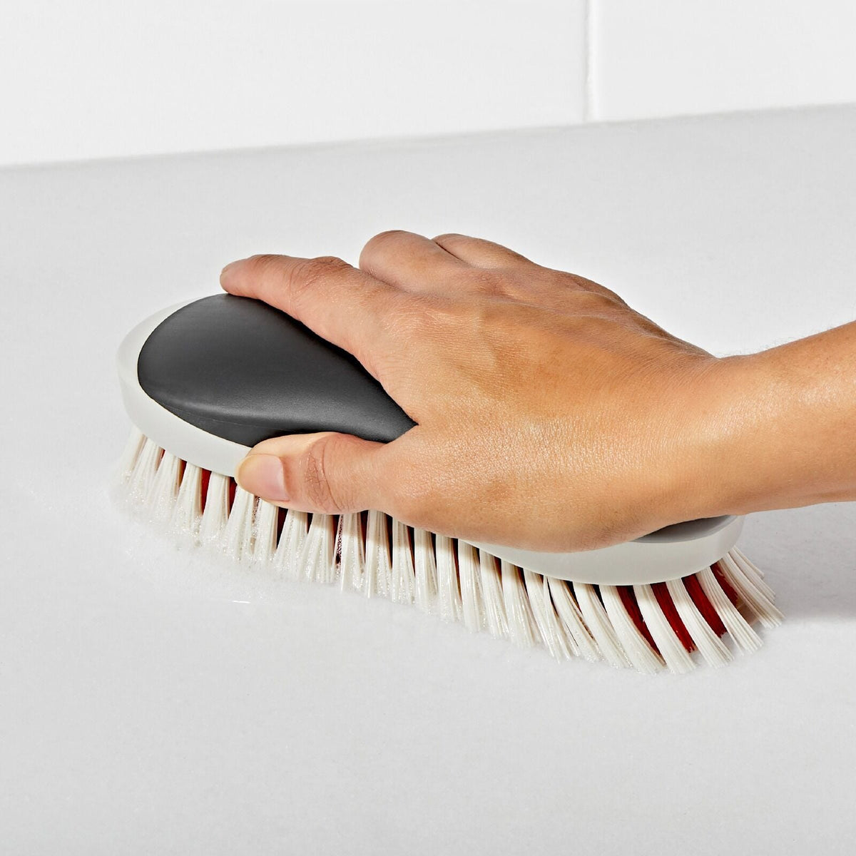 grout-brush-and-heavy-duty-scrub-brush-combo-set-r5 gg_12426100_grout-and-heavy-duty-brush-2-pack_pdp_02.jpeg