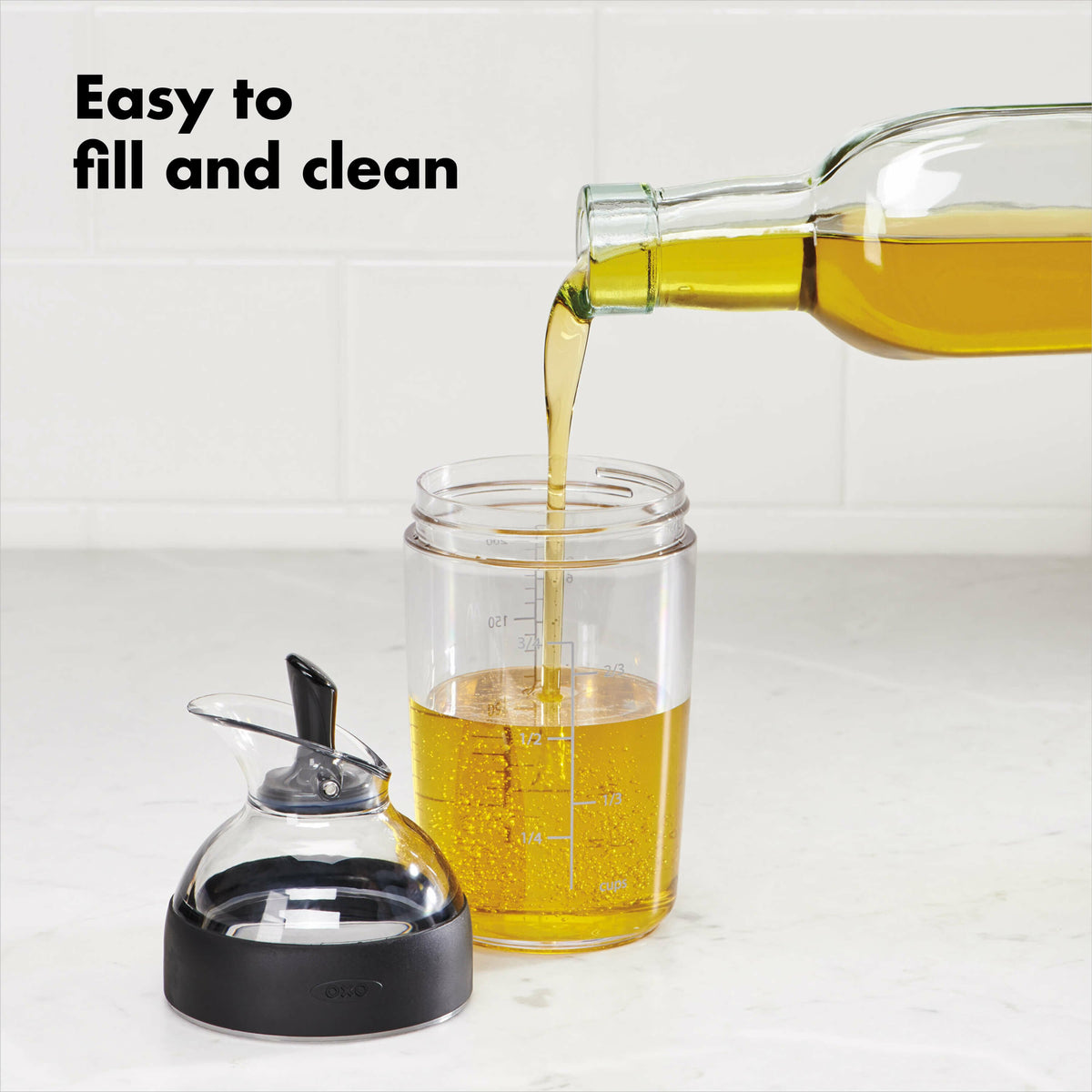 little-salad-dressing-shaker-j6 gg_1268980_8b_1_.jpg