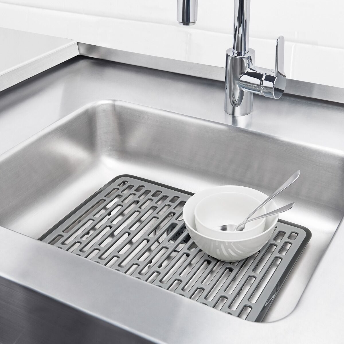 oxo-good-grips-large-sink-mat-c6 gg_13190530_9.jpg