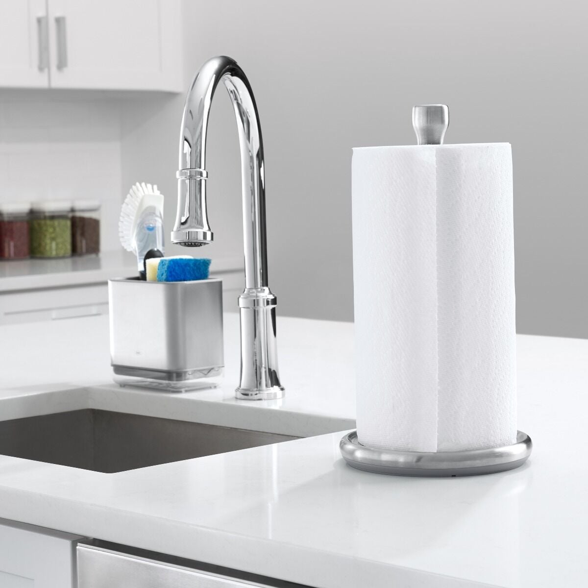 steady-paper-towel-holder-z9 gg_13245000_9.jpg