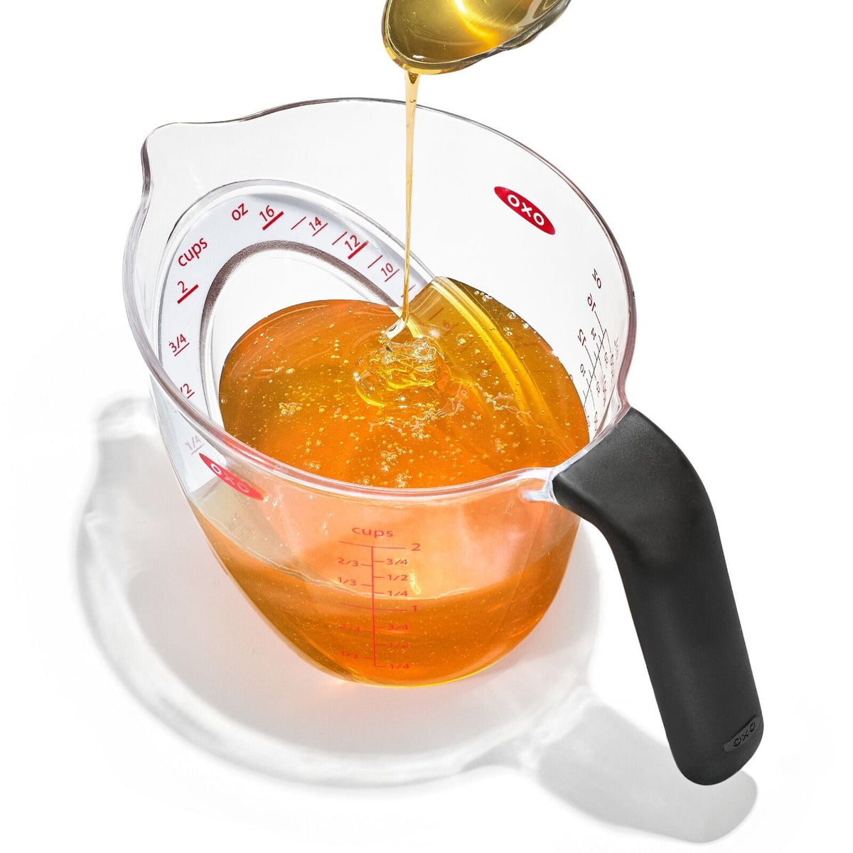3-piece-angled-measuring-cup-set-t5 gg_70881v6_1cupangledmeasuringcup_pdp_04.jpg