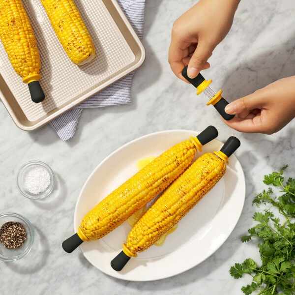 corn-holders-j5 nmagocbjtowlrvjwq7wk.jpg
