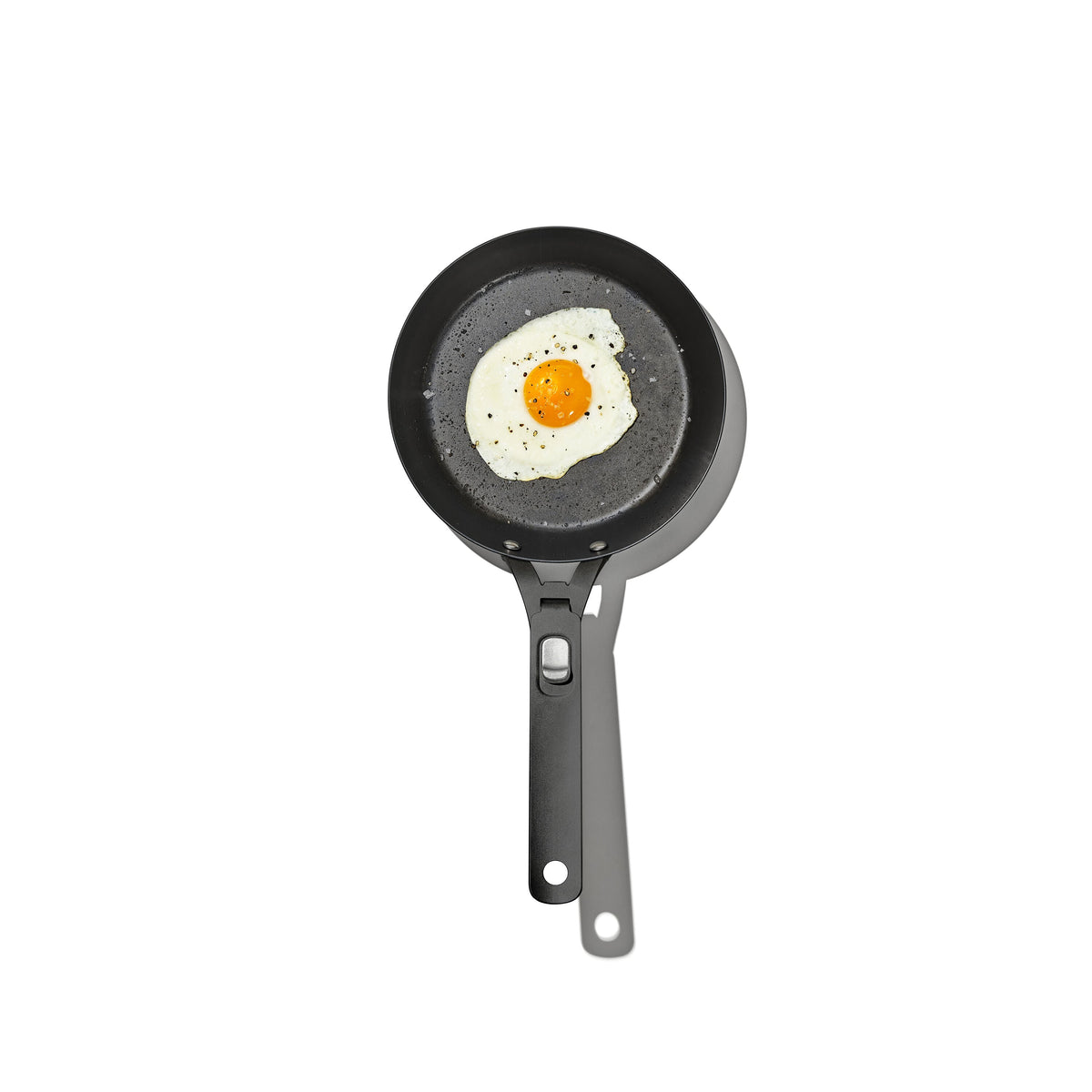 carbon-steel-with-removable-handle-8in-pan-f0 od__2059660001__8incarbonsteelpan_72_p_rgb_1.jpg