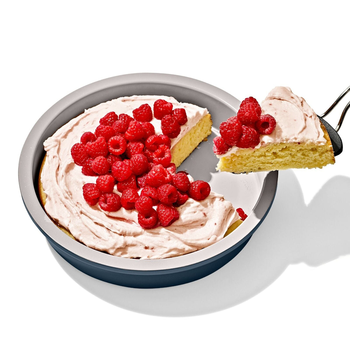 non-stick-pro-ceramic-coated-metal-bakeware-9-round-cake-pan-storm-blue-g5 oxo_11414100_9in-round-cake-pan-stormblue_apdp_03.jpg