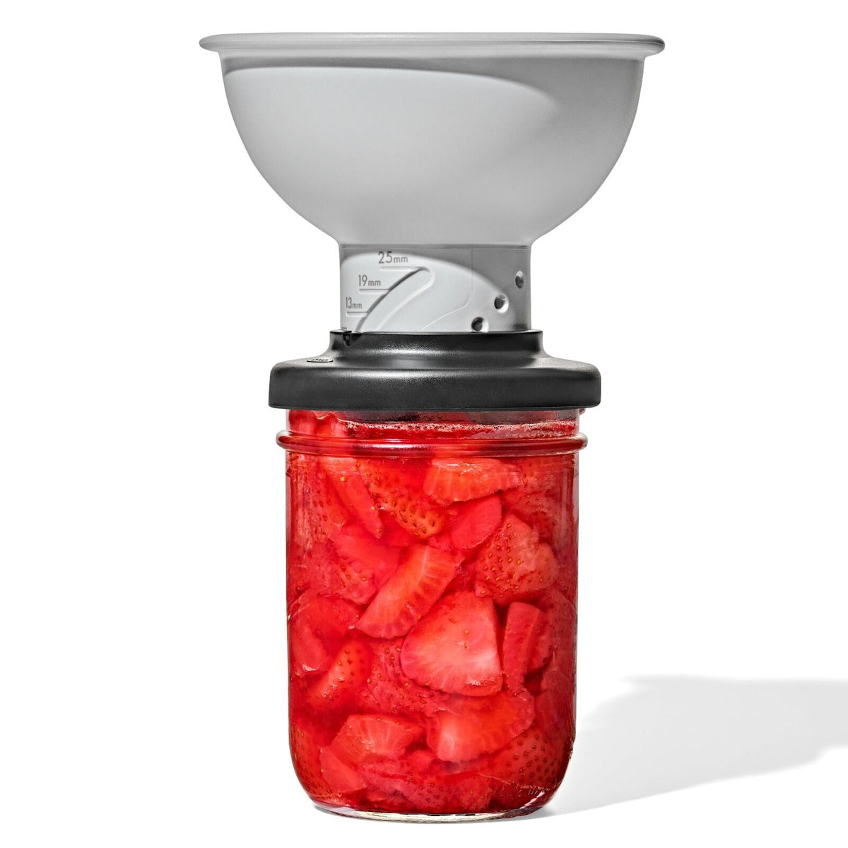 adjustable-funnel-z4 oxo_adjustable-funnel_pdp_03.jpeg