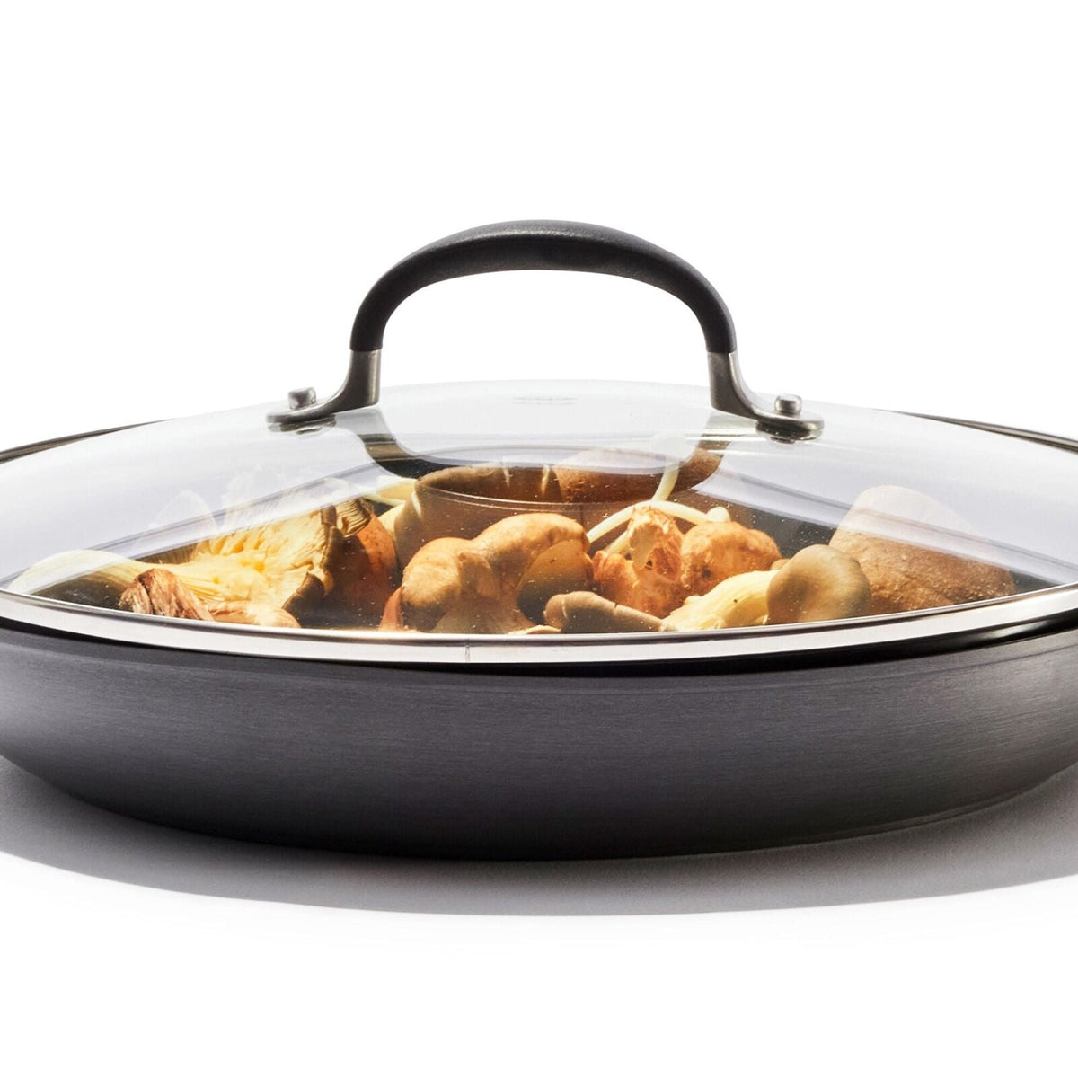 non-stick-pro-every-day-12-inch-frypan-with-lid-v9 oxo_cc010471-001_nonstick-everyday-12in-fry-pan-w-lid_pdp_05.jpg