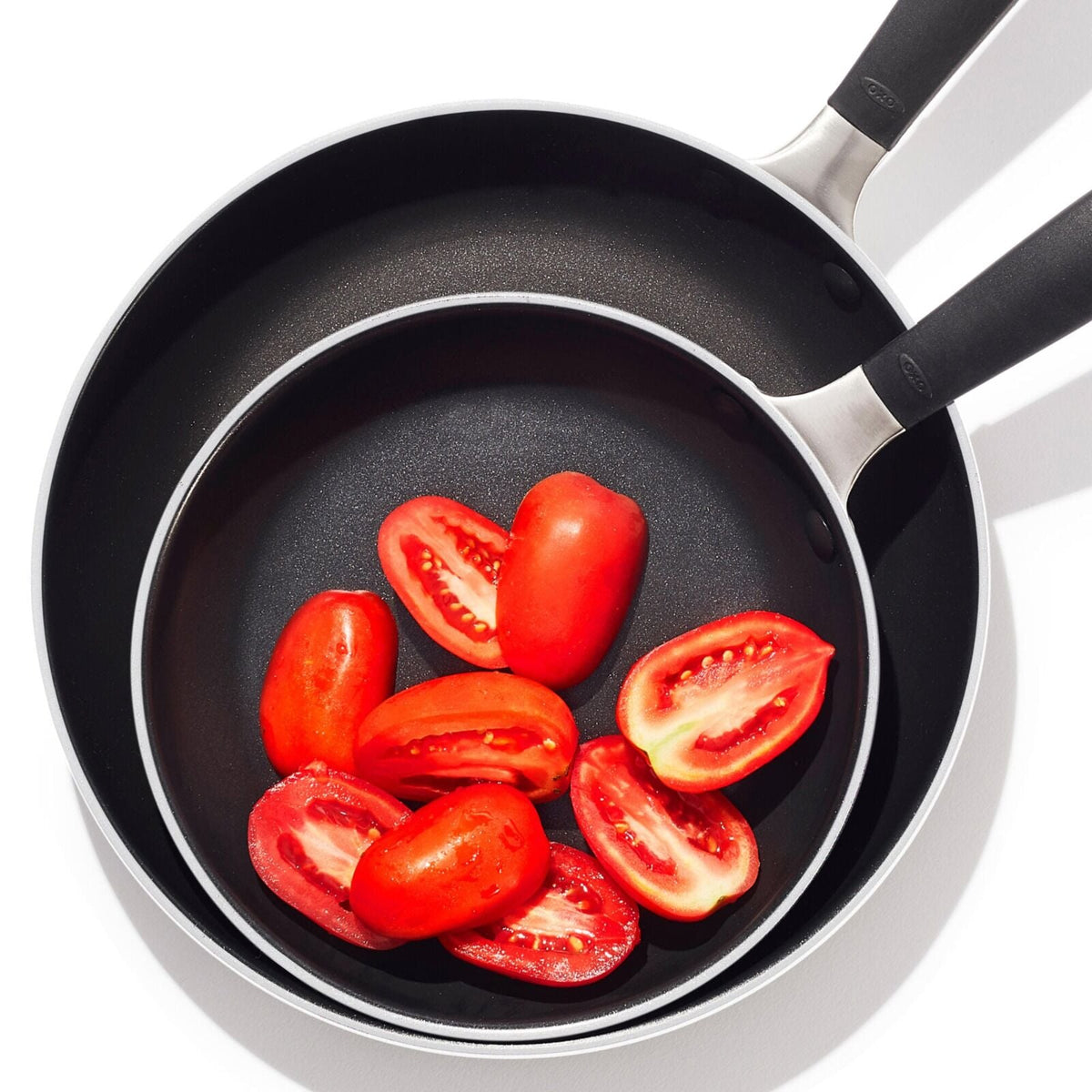 non-stick-pro-every-day-2-piece-frypan-set-h8 oxo_cc010473-001_nonstick-everyday-2pc-fry-pan-set_pdp_06.jpg