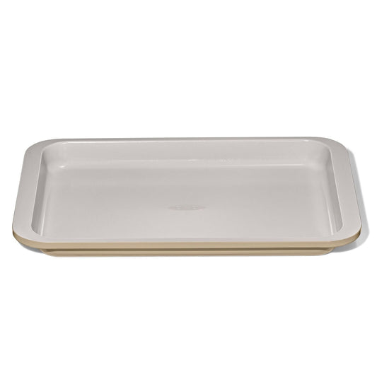 non-stick-pro-ceramic-coated-metal-bakeware-quarter-sheet-pan-o5 oxo_gg_11415300_quarter-sheet-pan-biscuit_apdp_00_main.jpg