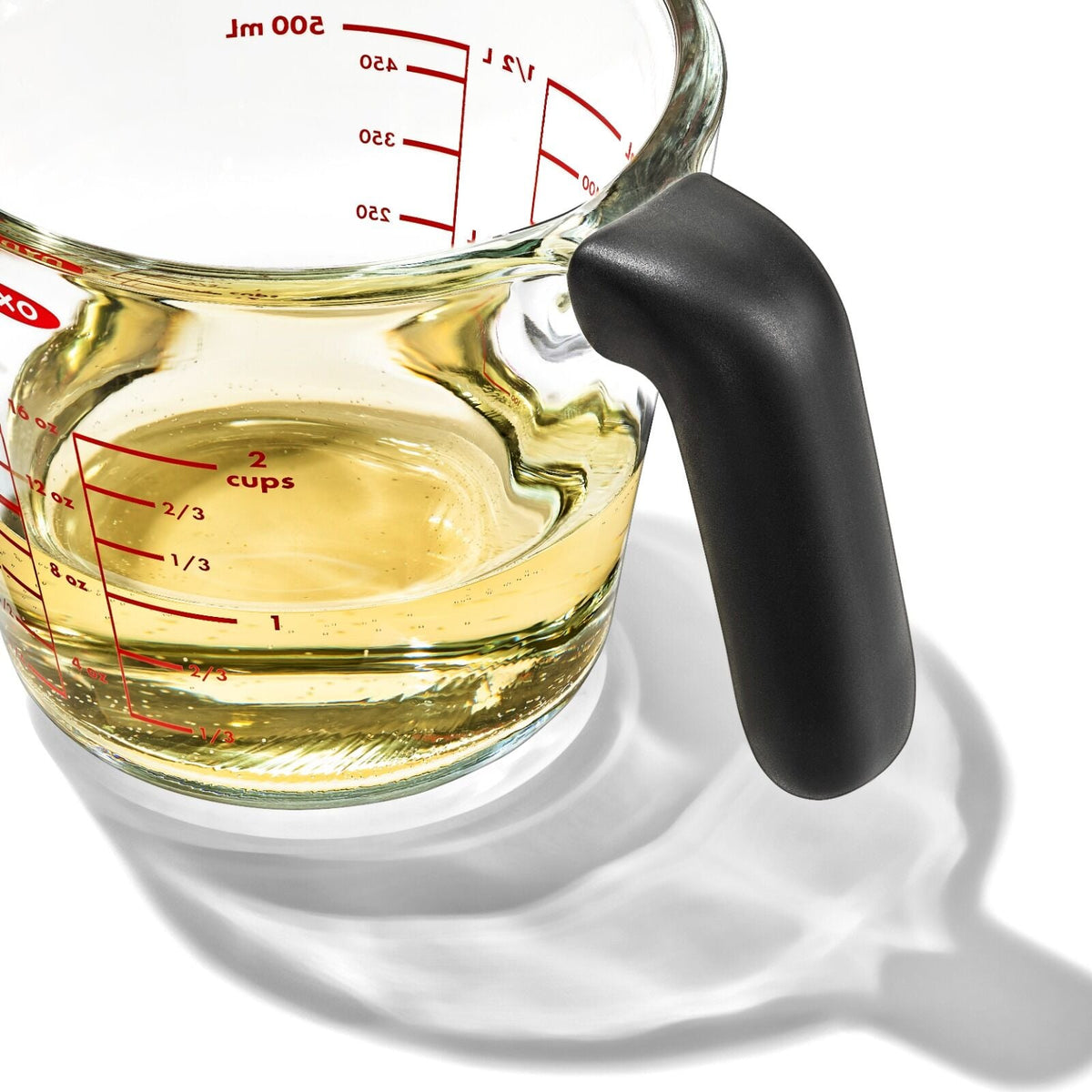 2-cup-glass-measuring-cup-with-lid-z6 oxo_glass_measuring_cup-11382100_026.jpg