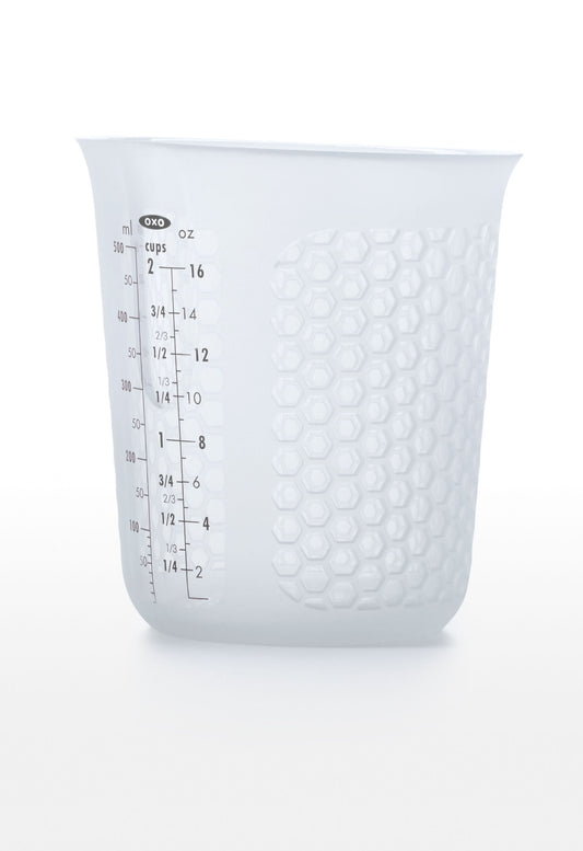 2-cup-squeeze-and-pour-silicone-measuring-cup-y1 oxo_good_grips_squeeze_and_pour_silicone_measuring_cup_-_2-cup.jpg