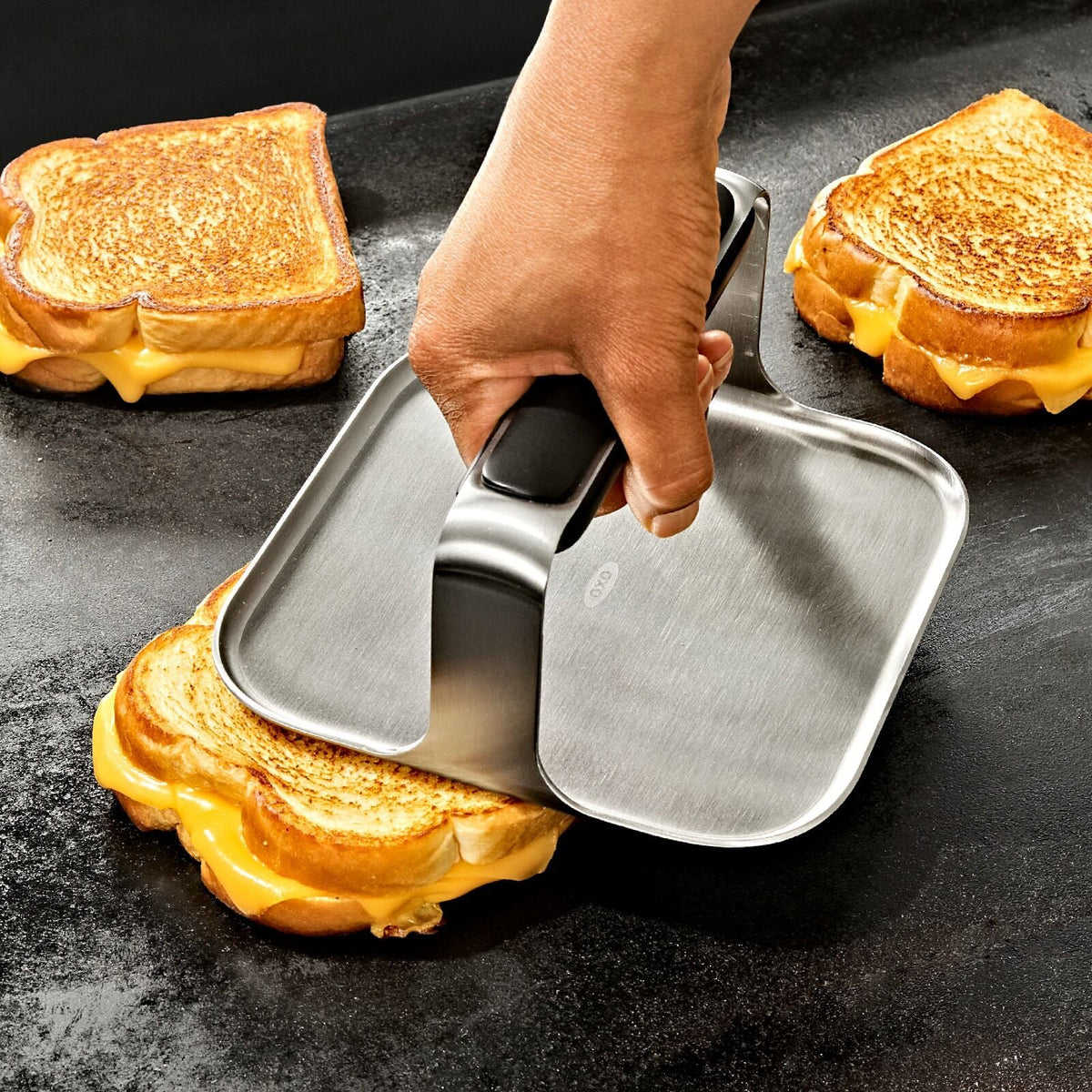oxo-good-grips-griddle-press-c6 oxo_griddle-press_pdp_08.jpeg